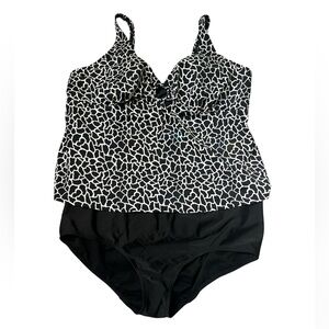 Avenue Tankini Set Animal Print, Black & White, Size 22 W